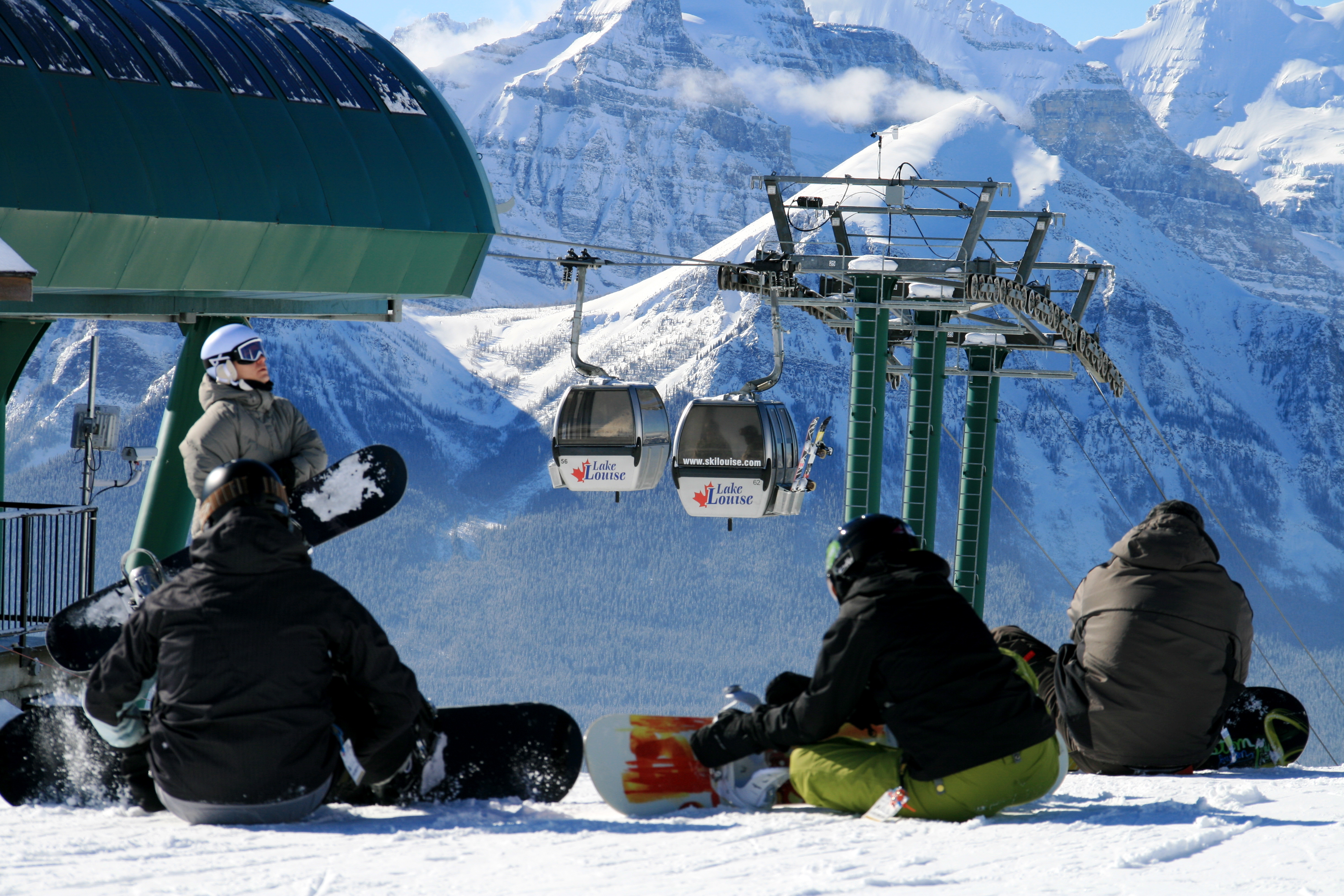 Banff Basecamp Snowboard 6.JPG